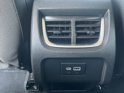 Used 2021 Chevrolet Blazer LT image 25