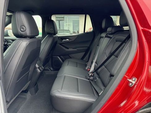 New 2026 Chevrolet Equinox LT w/ Convenience Package II FWD image 12