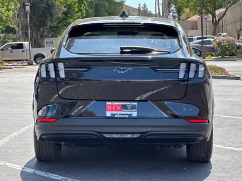 Certified 2025 Ford Mustang Mach-E Premium AWD/4WD image 7