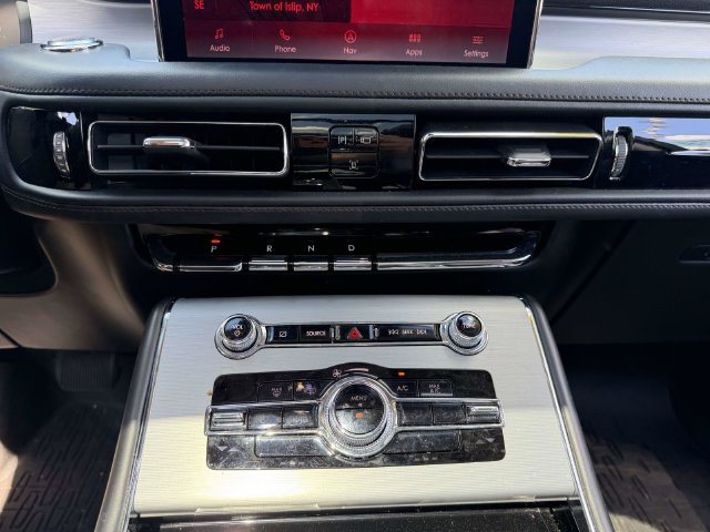 Certified 2023 Lincoln Aviator AWD w/ Premium Package image 21