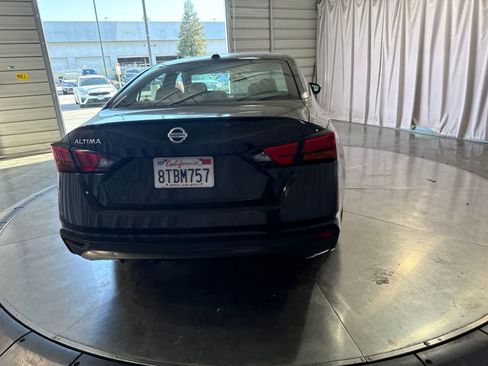 Used 2020 Nissan Altima 2.5 S FWD image 6