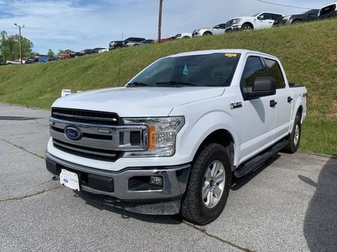 Used 2018 Ford F150 XLT w/ Trailer Tow Package AWD/4WD image 4