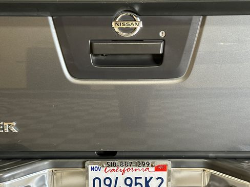 Used 2018 Nissan Frontier SV RWD image 42