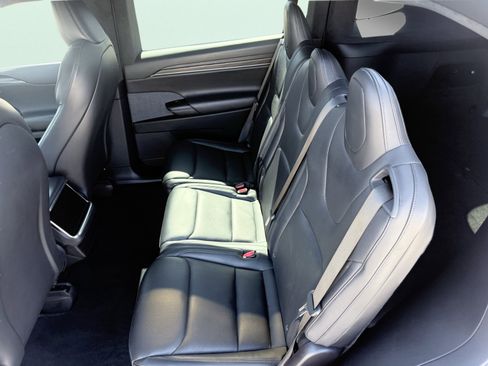 Used 2023 Tesla Model X AWD/4WD image 47