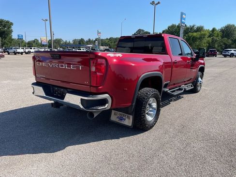 Used 2022 Chevrolet Silverado 3500 LT w/ Convenience Package AWD/4WD image 5