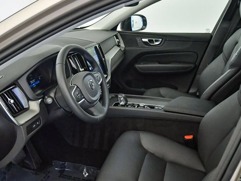 Certified 2025 Volvo XC60 T8 Core w/ Protection Package Premier image 19