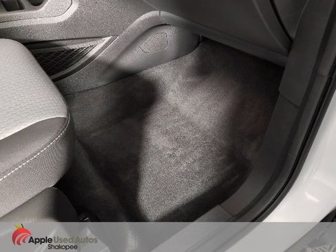 Used 2018 Ford Escape SE image 41