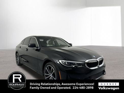 Used 2021 BMW 330i xDrive Sedan w/ Premium Package image 3