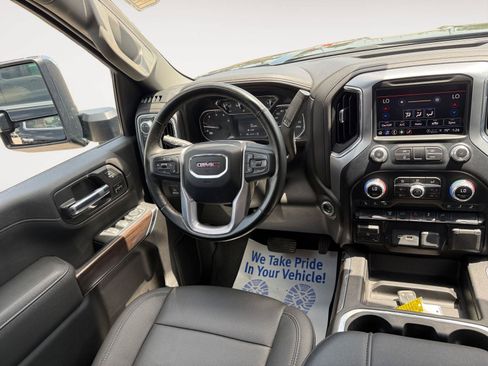 Used 2023 GMC Sierra 3500 SLT w/ SLT Convenience Package AWD/4WD image 11