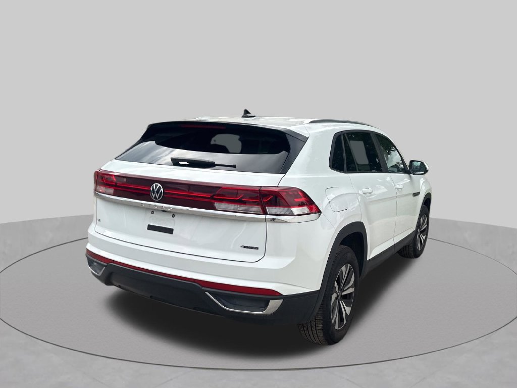Used 2025 Volkswagen Atlas Cross Sport SE AWD/4WD image 35