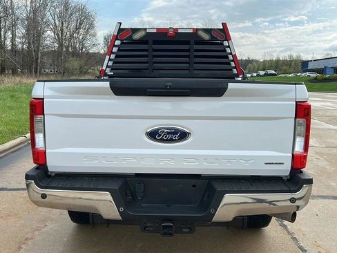 Used 2018 Ford F250 XLT w/ XLT Value Package image 8