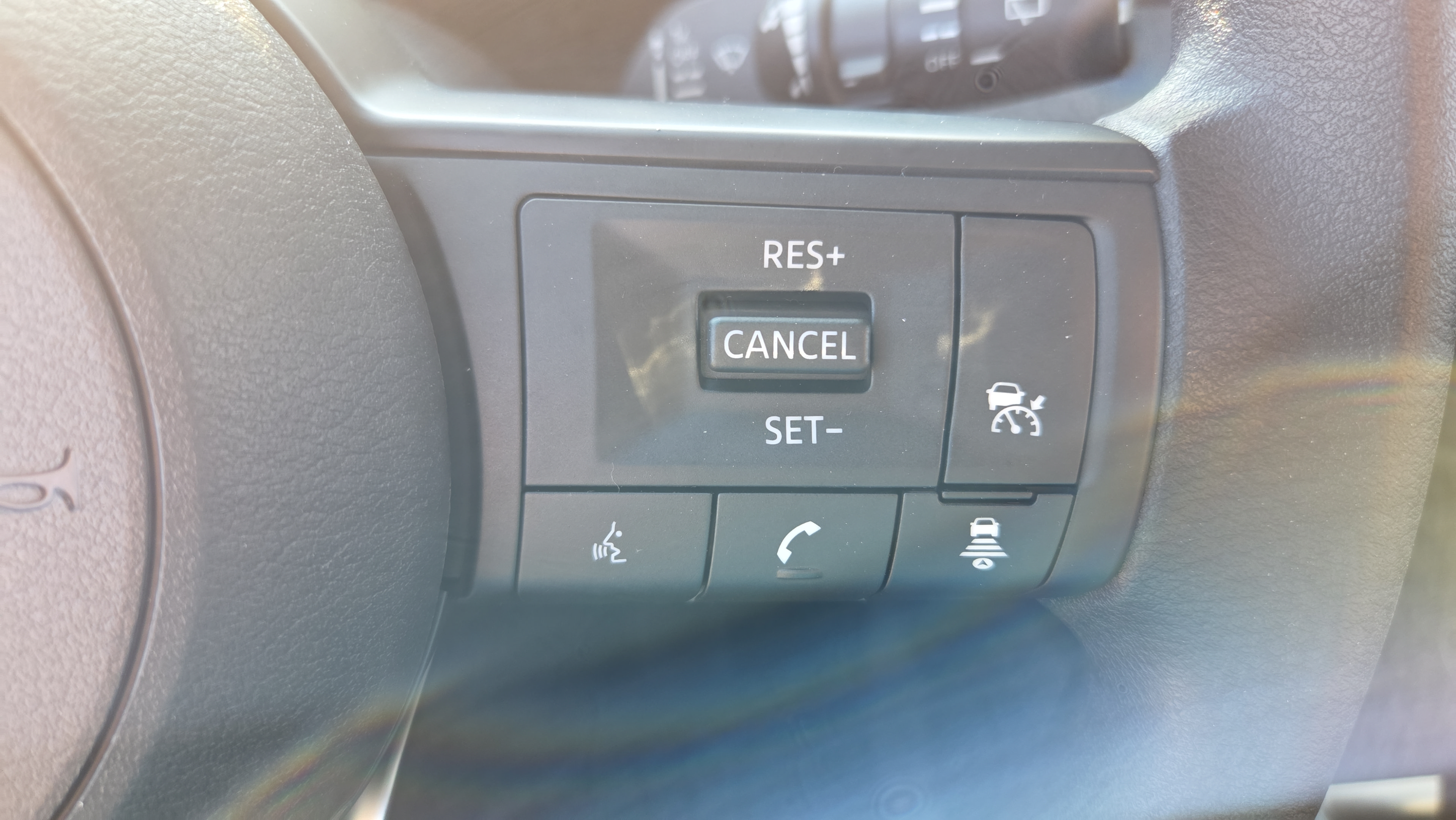 Used 2026 Nissan Kicks SV FWD image 27