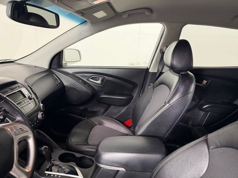 Used 2012 Hyundai Tucson GLS FWD image 12