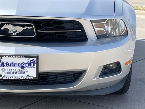 Used 2012 Ford Mustang Premium image 7