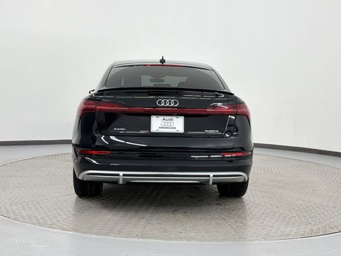 Used 2022 Audi e-tron Premium AWD/4WD image 9