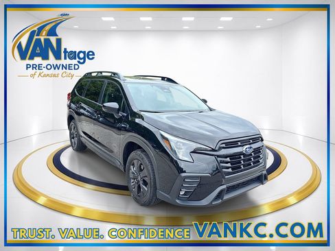 Used 2026 Subaru Ascent Premium AWD/4WD image 3