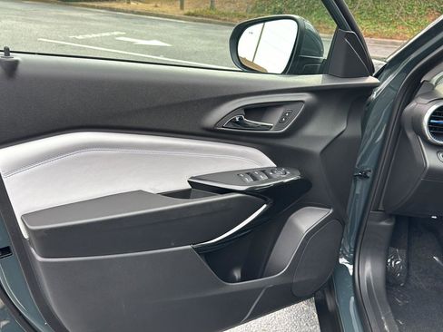 New 2026 Chevrolet Trax LT w/ Driver Confidence Package image 15