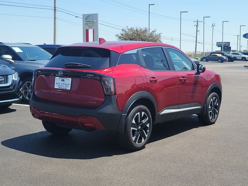 Used 2025 Nissan Kicks SV w/ Charging Package AWD/4WD image 4