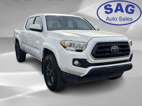 Used 2020 Toyota Tacoma SR5 image 2