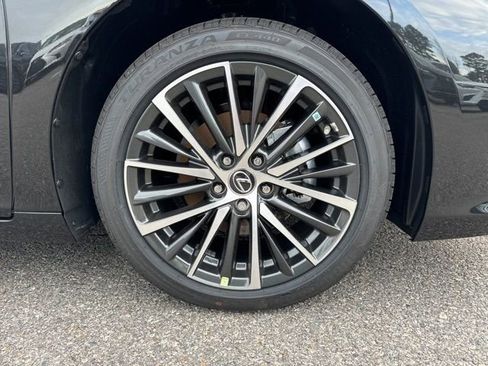 New 2025 Lexus ES 350 w/ Premium Package image 9