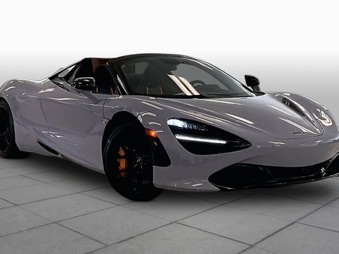 Used 2021 McLaren 720S Performance RWD image 2
