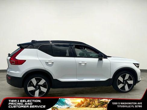 Used 2023 Volvo XC40 Recharge Ultimate AWD/4WD image 10