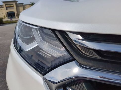 Certified 2021 Chevrolet Equinox Premier image 9