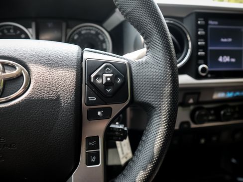 Used 2021 Toyota Tacoma SR5 RWD image 20