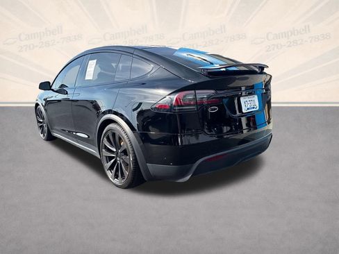 Used 2023 Tesla Model X image 3