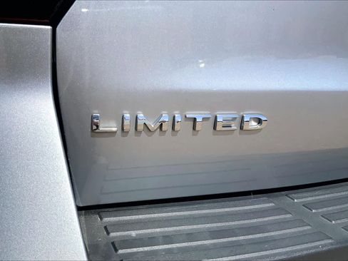 Used 2024 Ford Expedition Max Limited image 32