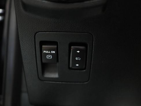 Used 2020 Ford F150 Lariat w/ Equipment Group 502A Luxury image 39