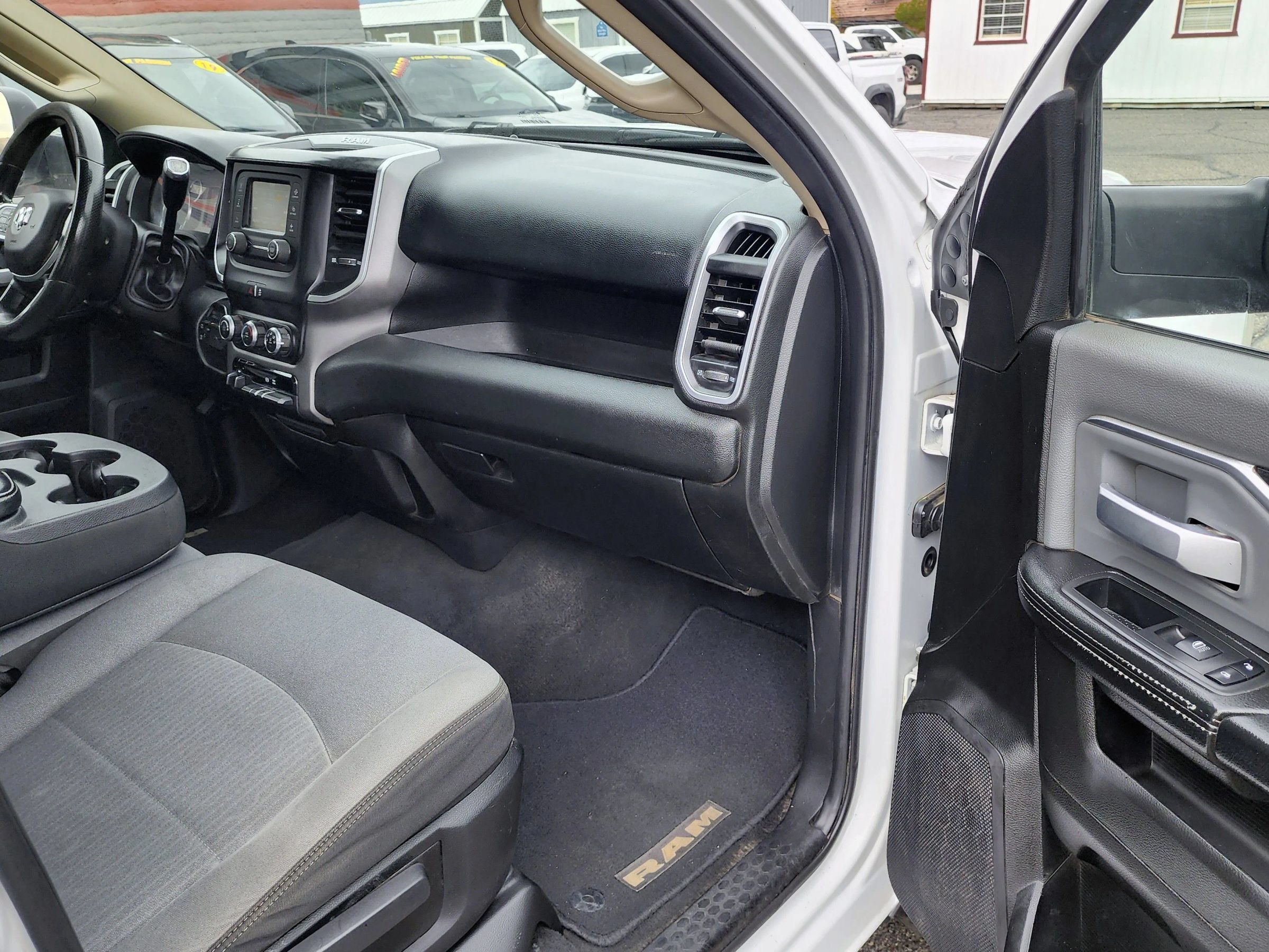 Used 2019 RAM 2500 Big Horn AWD/4WD image 32