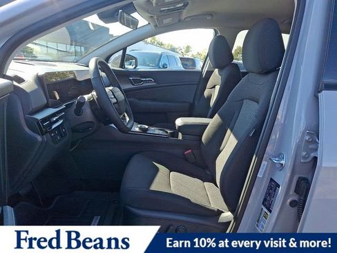 New 2026 Kia Sportage S image 9