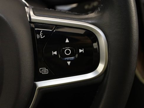 Used 2021 Volvo XC60 T5 Inscription w/ Protection Package Premier image 37