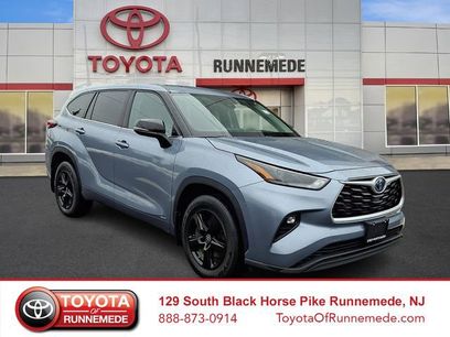 Used 2022 Toyota Highlander LE