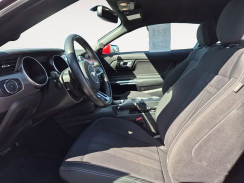 Used 2019 Ford Mustang GT RWD image 9