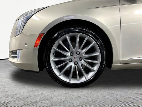 Used 2016 Cadillac XTS Luxury w/ Driver Awareness Package FWD image 33