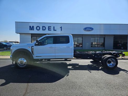 New 2026 Ford F550 4x4 Crew Cab Super Duty image 1