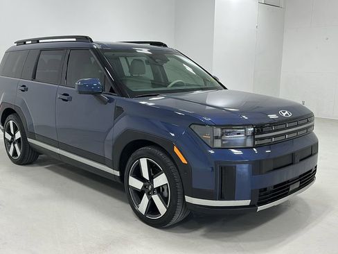 Used 2025 Hyundai Santa Fe Limited image 8