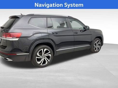 Used 2022 Volkswagen Atlas SEL AWD/4WD image 2