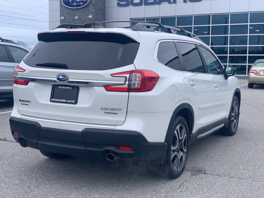 Used 2024 Subaru Ascent Limited w/ Technology Package AWD/4WD image 8