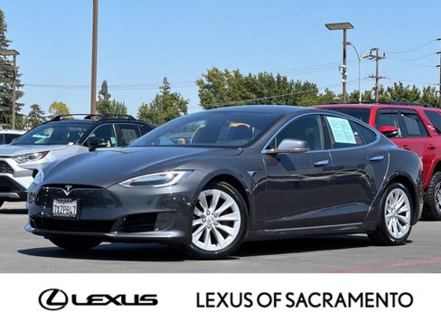 Used 2017 Tesla Model S 75 RWD image 1