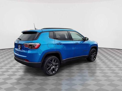 New 2026 Jeep Compass Latitude image 8