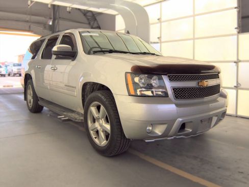 Used 2013 Chevrolet Suburban LTZ RWD image 1