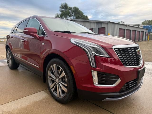 Used 2020 Cadillac XT5 Premium Luxury AWD/4WD image 6