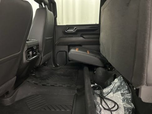 Used 2024 GMC Sierra 2500 AT4 w/ AT4 Premium Plus Package AWD/4WD image 31