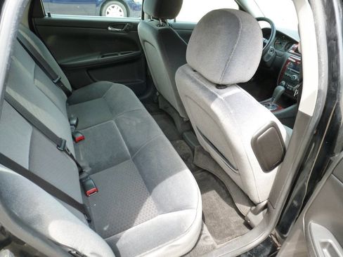 Used 2010 Chevrolet Impala LS image 12