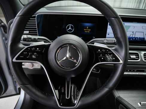 Certified 2025 Mercedes-Benz GLE 450e 4MATIC w/ AMG Line Exterior image 23