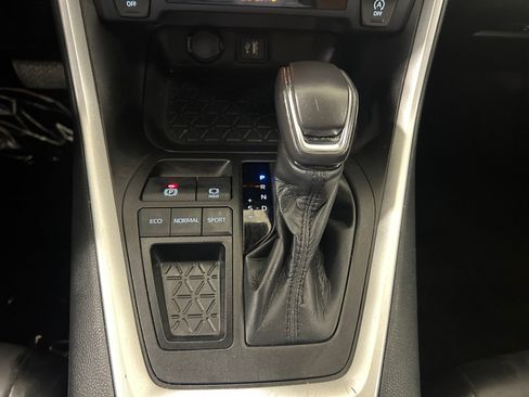 Used 2023 Toyota RAV4 XLE Premium FWD image 17
