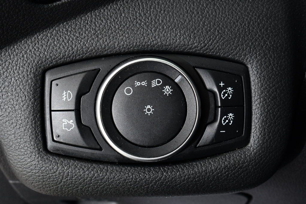 Used 2016 Ford Escape Titanium AWD/4WD image 32